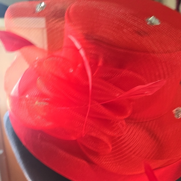 Elegant Red Women's Hat - Picture 3 of 7